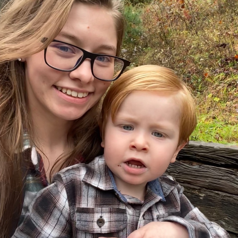 Meet your Posher, Tiffany